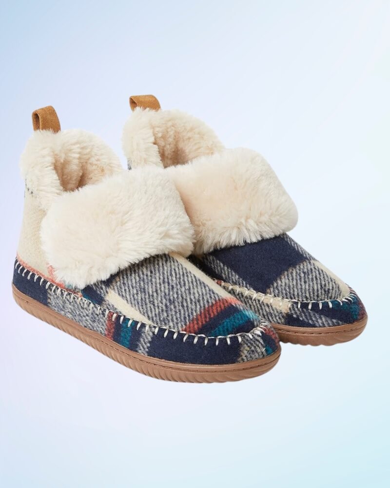 Dearfoams Women's Moritz Indoor/Outdoor Cozy Bootie Camping Furry Slipper - Image 2